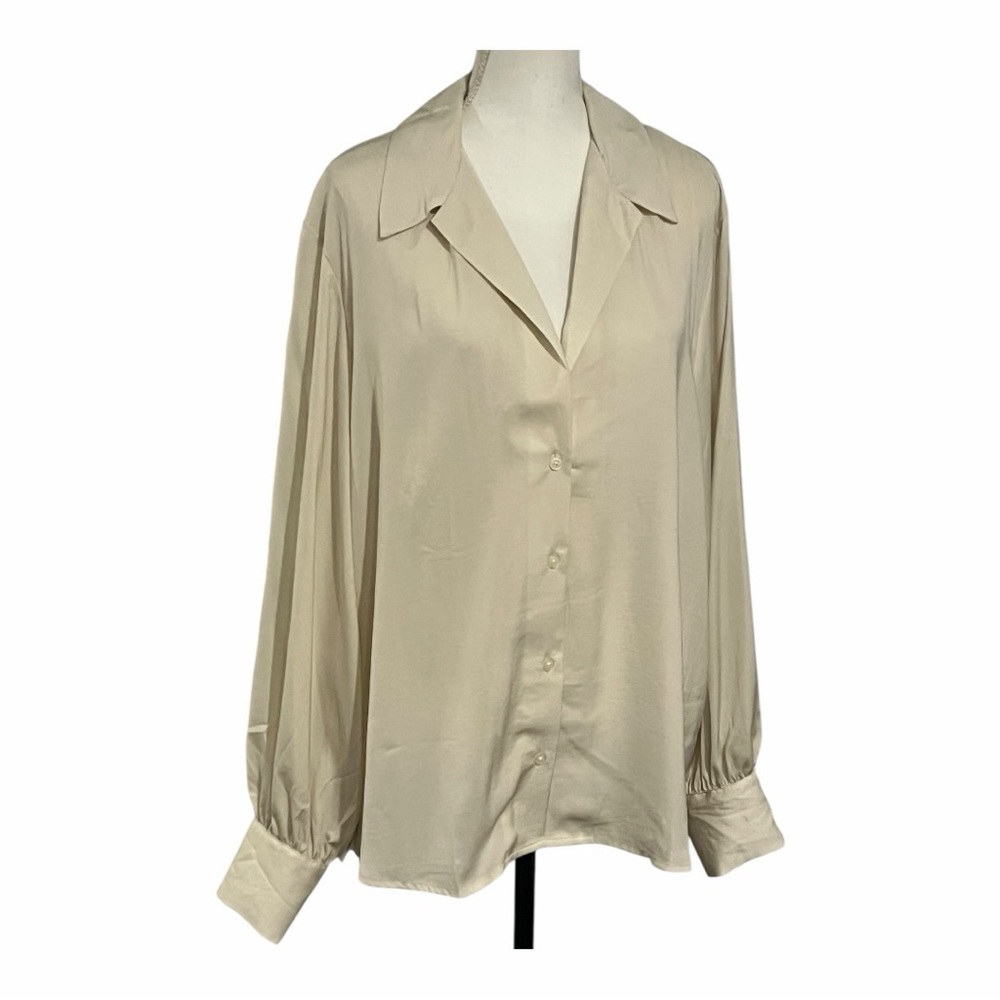 Bundle of GAP lightweight satiny blouses XXL Cream, Black and Dark Green - Picture 5 of 11